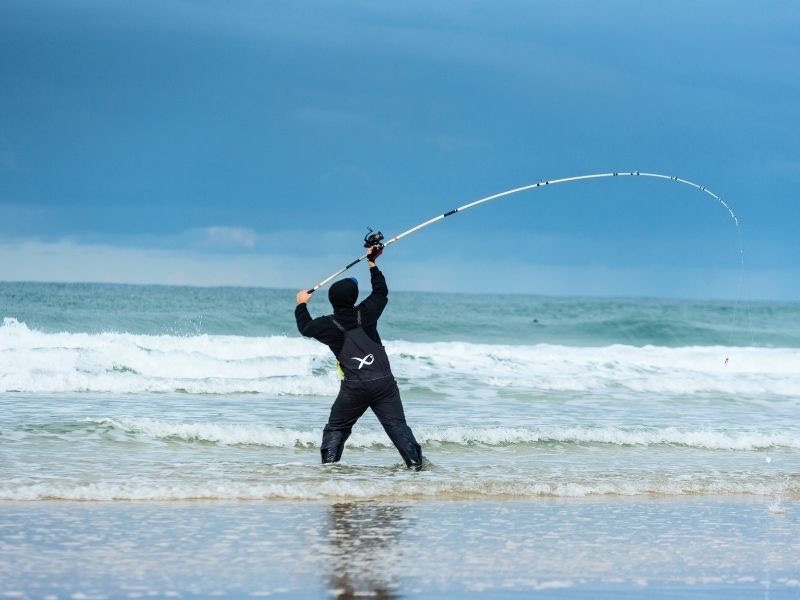 Pêche à l'océan en hiver à Biscarrosse