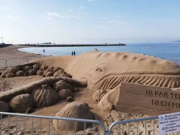 Sculpture sur sable