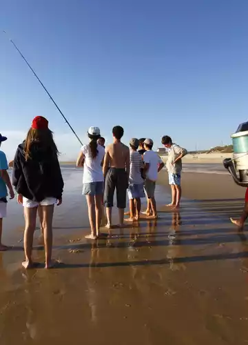 Surfcasting on the ocean beaches of Biscarrosse