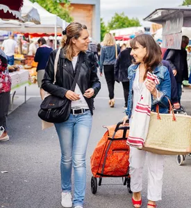 Flâner aux différents marchés autour de Biscarrosse