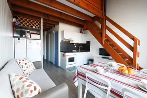 Conciergerie Grands Lacs salon2