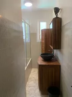 25. salle de bain 1er étage