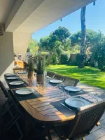 8. table mise devant vue gauche