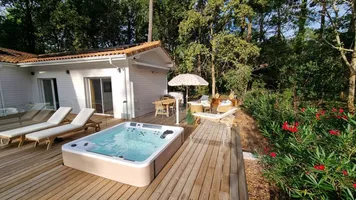 21-JACUZZI-SPA Chalet FOUR