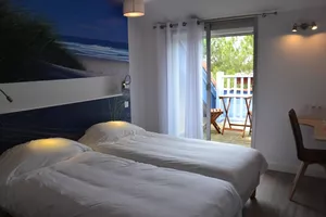 hotel-les-vagues-ch-balcon-twin