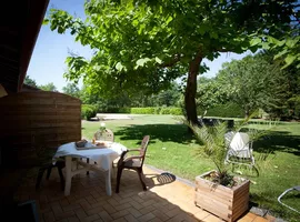 hotel-la-ferme-d-en-chon-terrasse-bisca